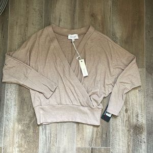 NWT women’s korye wrap top size small